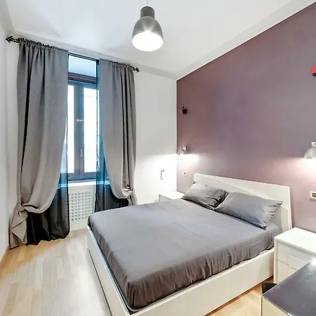Peroni 8 Pax Brand New Apartment-3